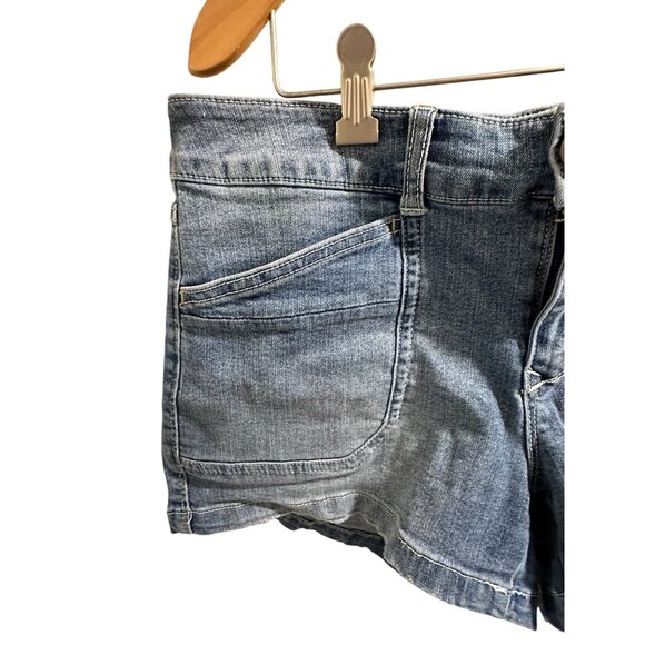 🍒 2/$20 🍒 Unionbay Womens Denim Shorts Size 11 Casual Summer Wear - Picture 2 of 6